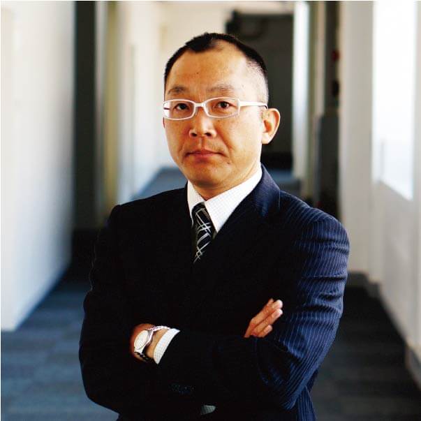 代表取締役 山本 盛雄